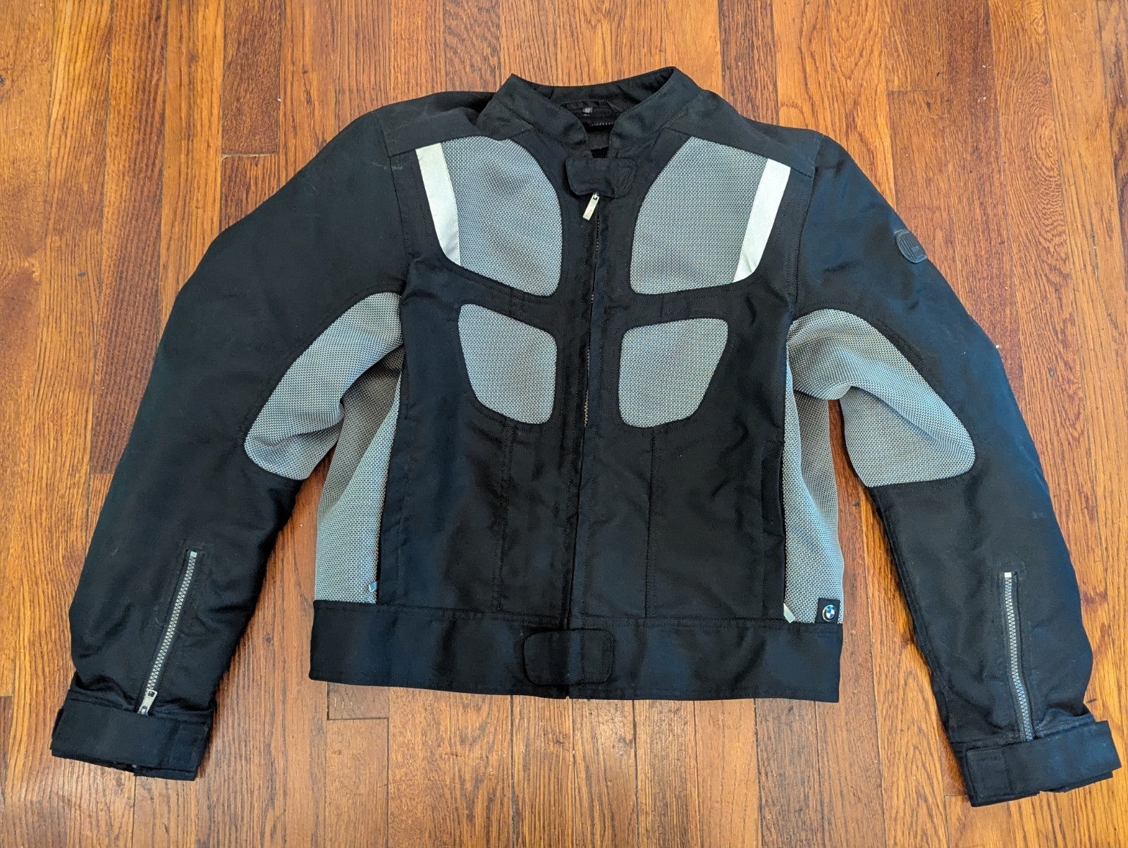Picture 1 of 12