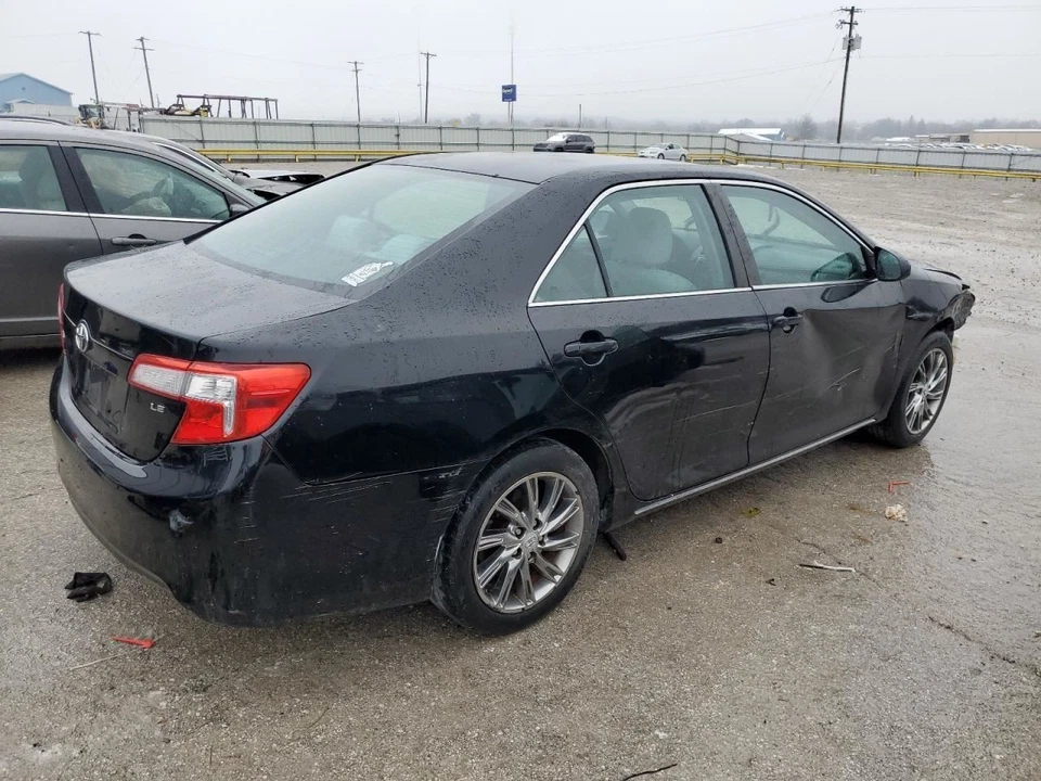 Caja de fusibles motor VIN F quinto dígito 4 cilindros compatible con 12-17 CAMRY 3443248 Foto 3 de 4