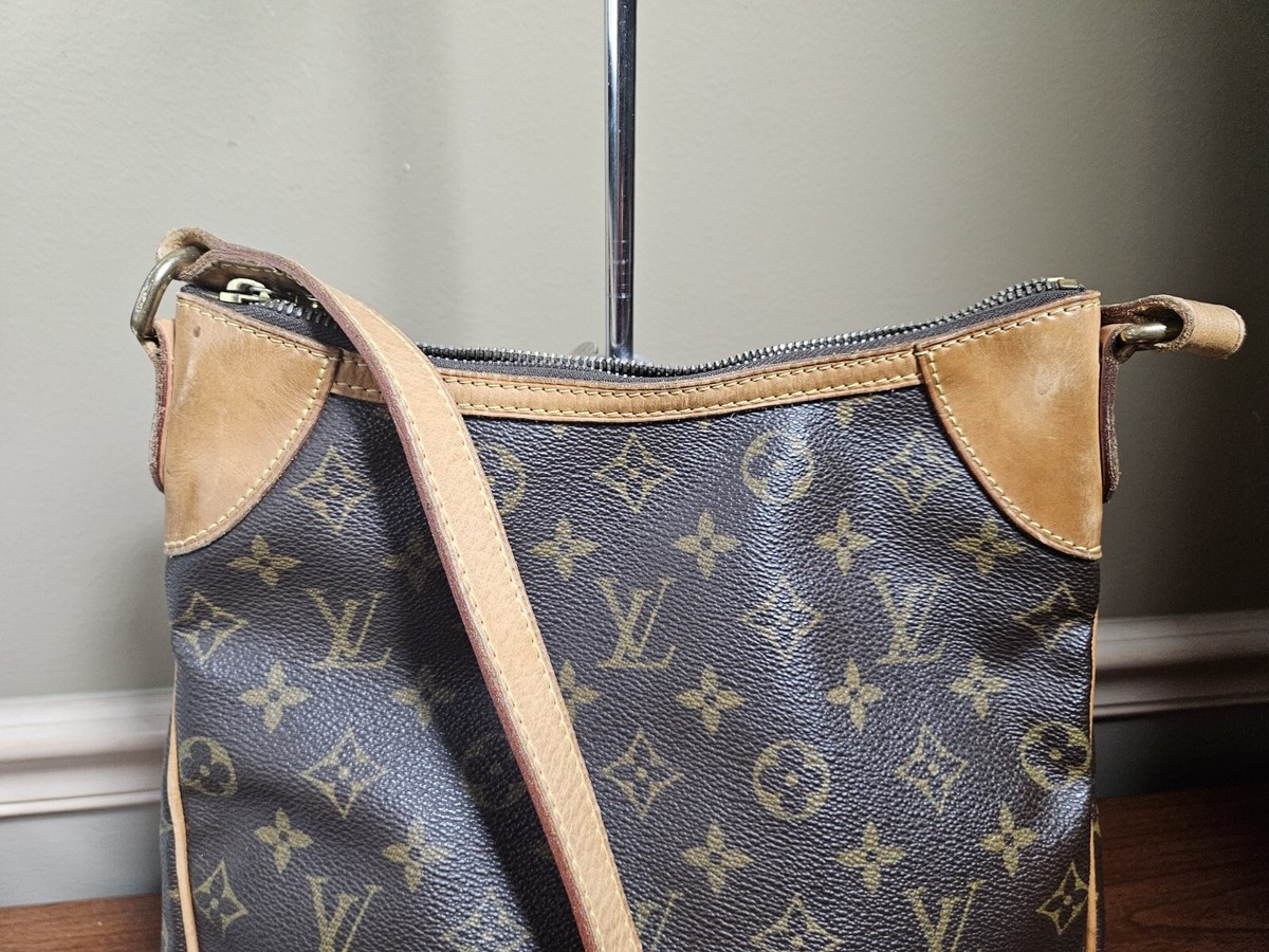 Authentic Louis Vuitton Monogram Odeon PM Shoulder Bag Brown Authentic Louis Vuitton Monogram Odeon PM Shoulder Bag Brown