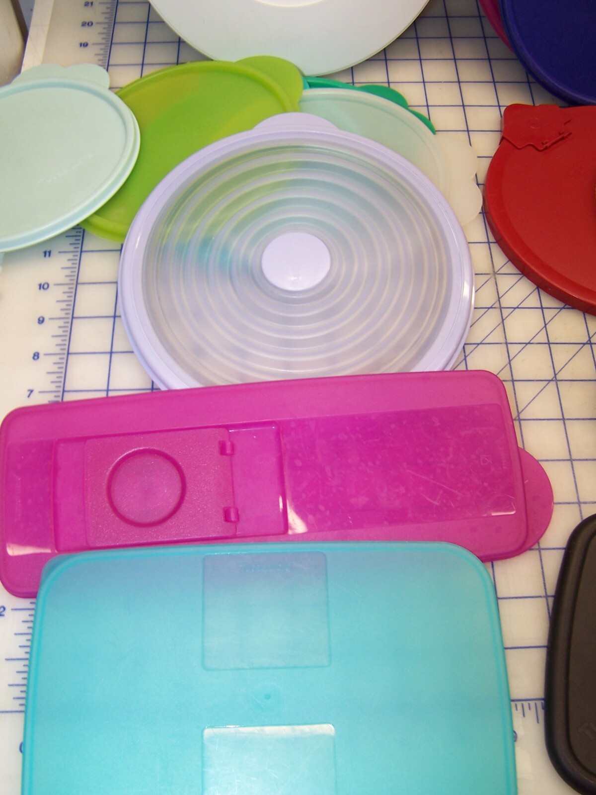 Tupperware Replacement Lids Seals Covers Assorted Color Sizes YOUR ...
