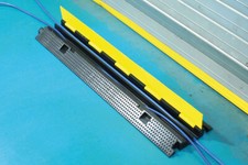 Kabelschutz Boden - 100 x 25 x 5 cm ineinandergreifende Ausführung - passend für 2 x Leitungen