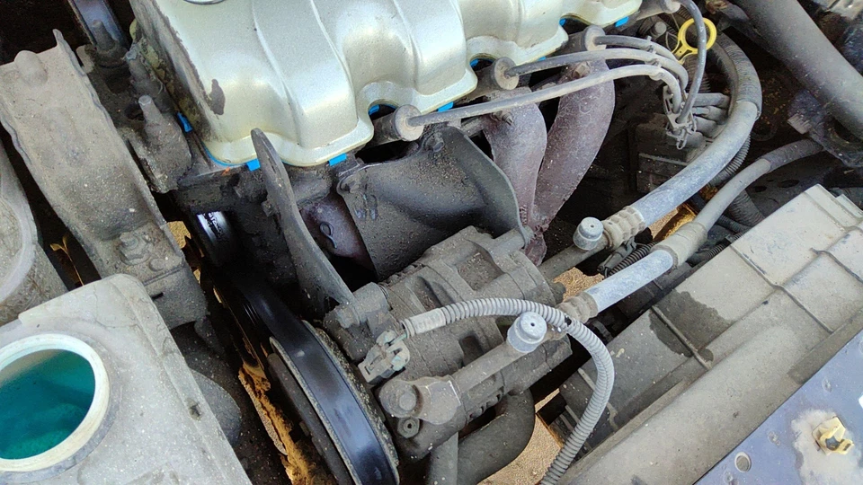 Комплект кронштейнов крепления 1997 Saturn Sl1 для оригинального компрессора переменного тока - Изображение 2 из 4