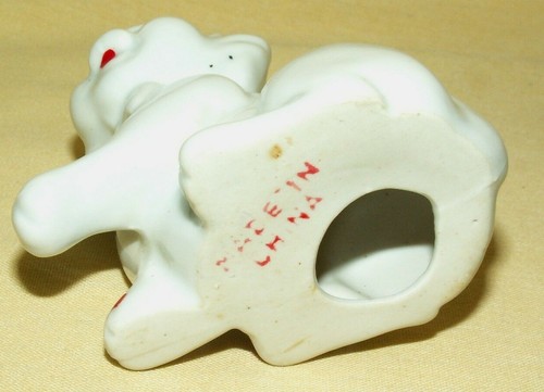 CAT FIGURINE VINTAGE WHITE BOW TIE MADE IN CHINA KITTEN 3" TALL COLLECTIBLE. - Imagen 3 de 4
