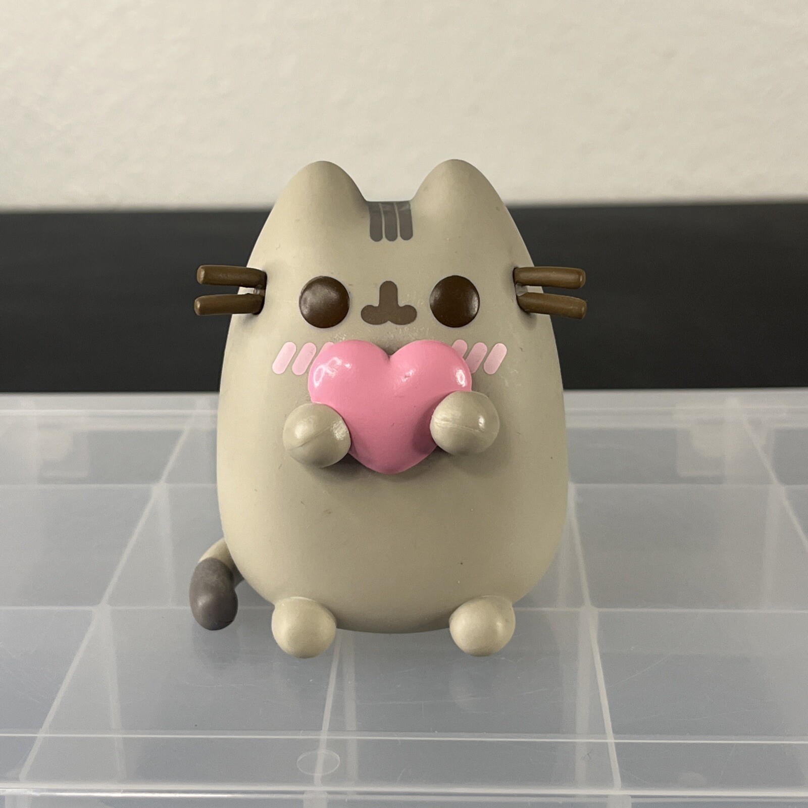 Funko Pop! Vinilo - ¡Figura Suelta Pusheen Con Corazón!