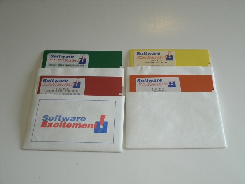 IBM COMPATIBLE SOFTWARE, FOUR 5-1/4" DISKS, PELTON'S FINANCIAL UTILITIES, GAMES