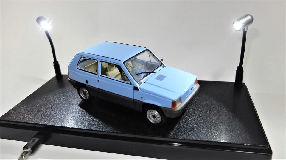 teca box vetrina led espositore per modellini auto scala 1:24 1:43 display case - Immagine 2 di 4