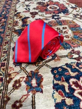 Ike Behar Red Blue Diagonal Stripe Silk Necktie Designer Classic