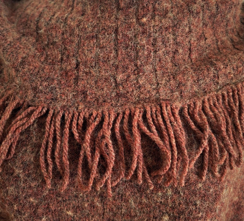 Suéter Vintage Fenn Wright Manson Cuello Simulado Flecos Naranja Quemado Rojo Lana Grande Foto 2 de 4