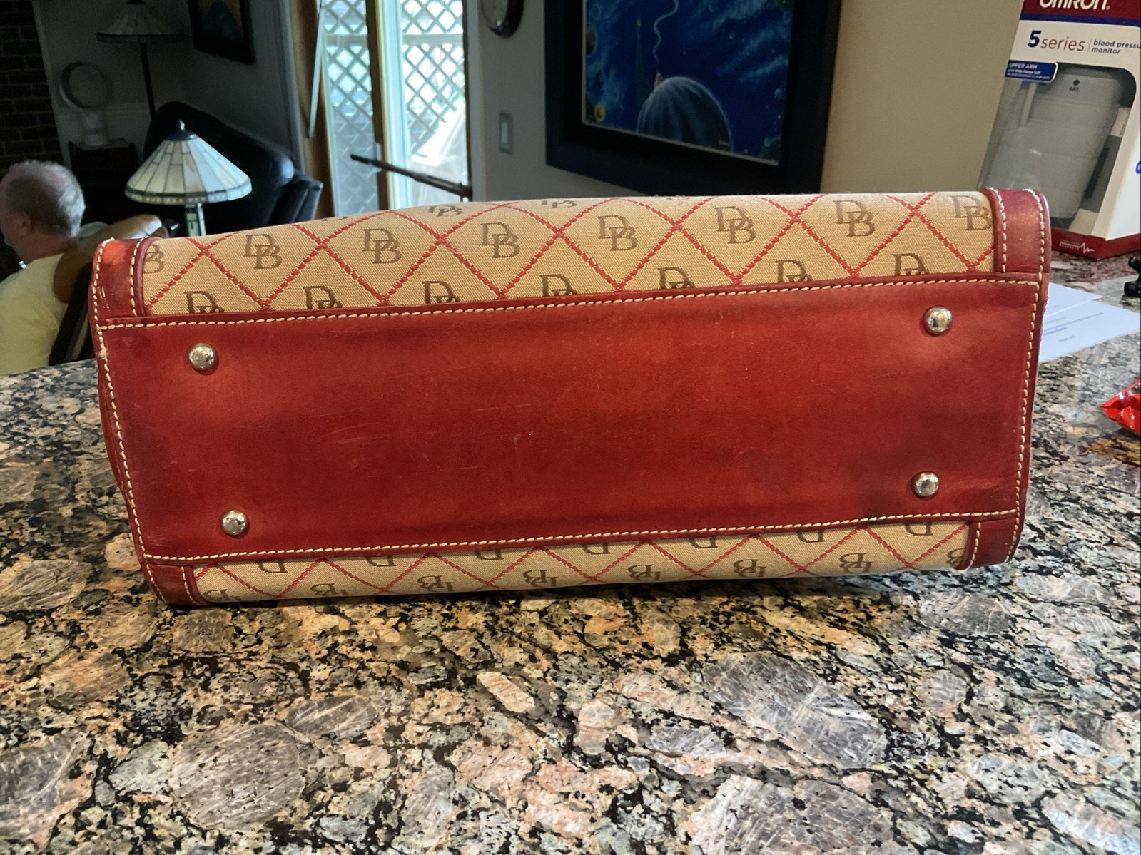 Picture 3 of 4