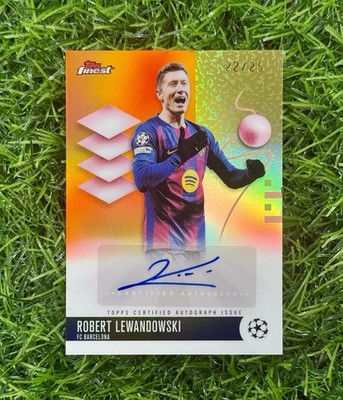 Topps Finest UCC 2025/26 Robert Lewandowski FC Barcelona Auto BA-RL 22/25