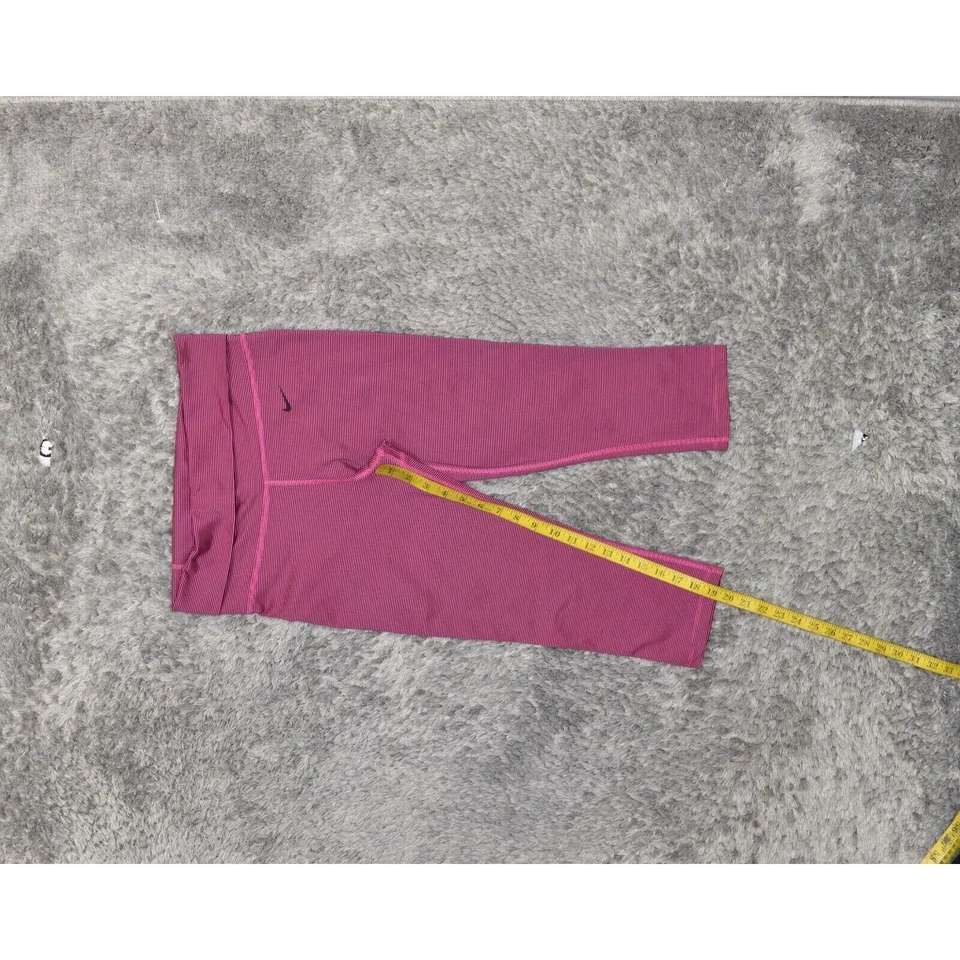 Леггинсы Nike Dri Fit женские размер M брюки-капри розовые полиэстер без застежек в полоску - Изображение 3 из 4