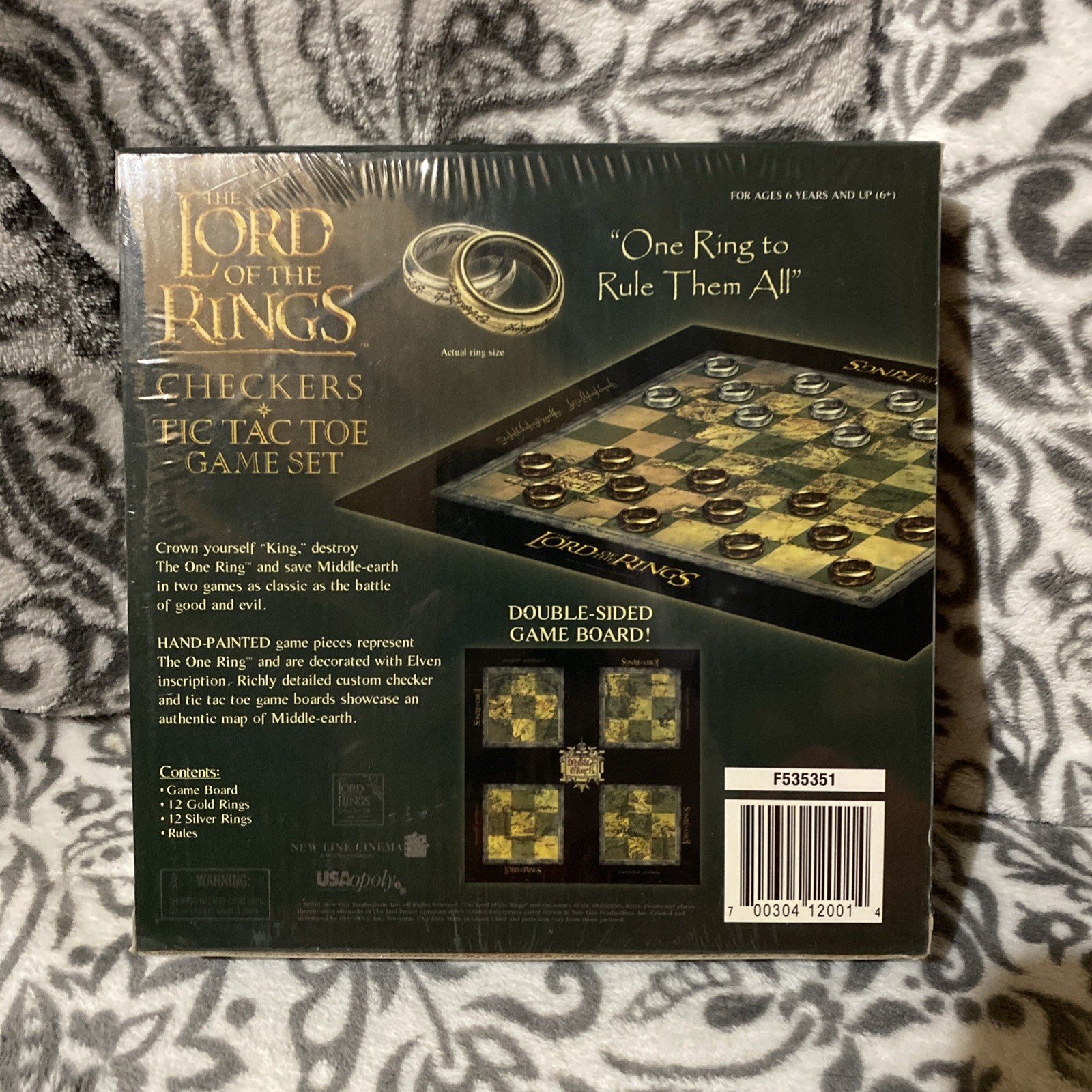 New Lord of the Rings Checkers/Tic Tac Toe Board Game Set Sealed