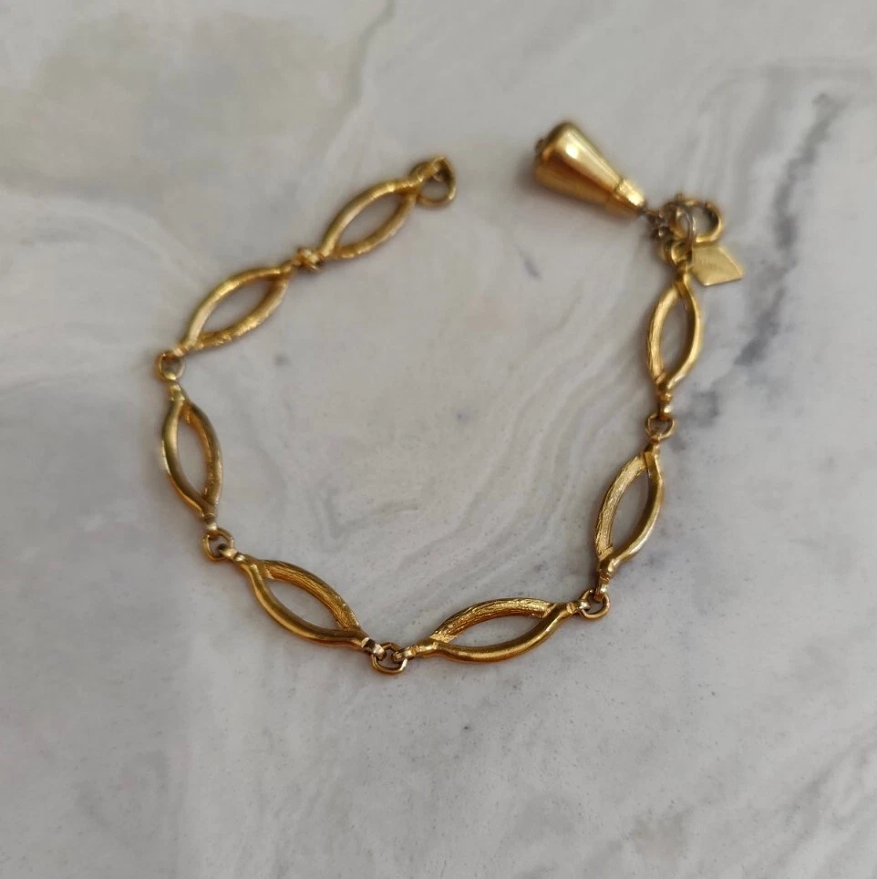 Sarah cov bracelet clearance vintage