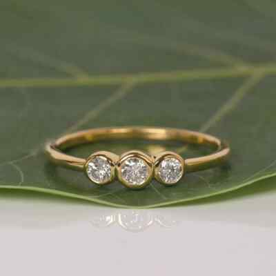 Pretty Three Stone 0.30CT Round Cut Lab-Grown Diamond Real 10K Yellow Gold Ring