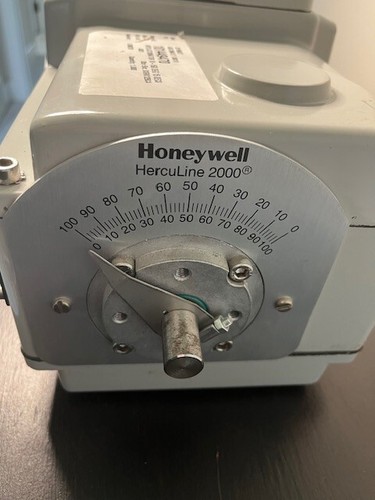 Honeywell 2001-100-090-126-200-20-100000-1-0-00 Herculine Electric Actuator 2000 - Picture 9 of 11
