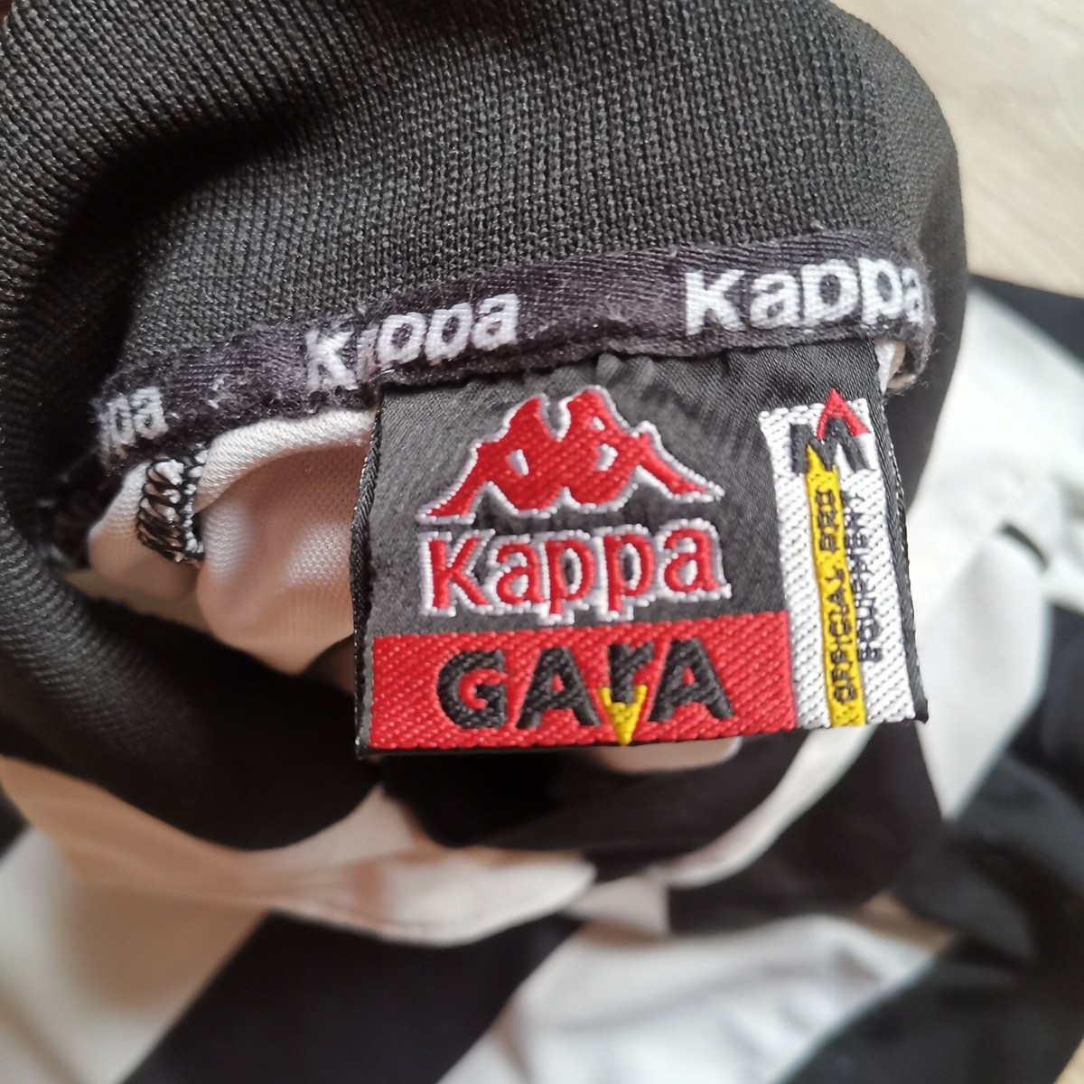 Kappa Juventus 1997 1998 vintage soccer shirt football Kappa Juventus 1997 1998 vintage soccer shirt football
