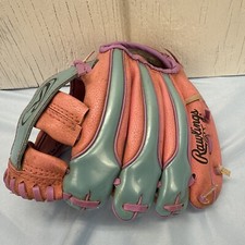Girl's Pink 9 Inch Rawlings Baseball Mitt Right Hand Throw "Girl's Rule"