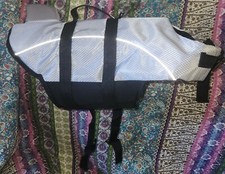 Dog Life Jacket Ripstop Shark Fin Dog Safety Vest Preserver Grey/Black Size M