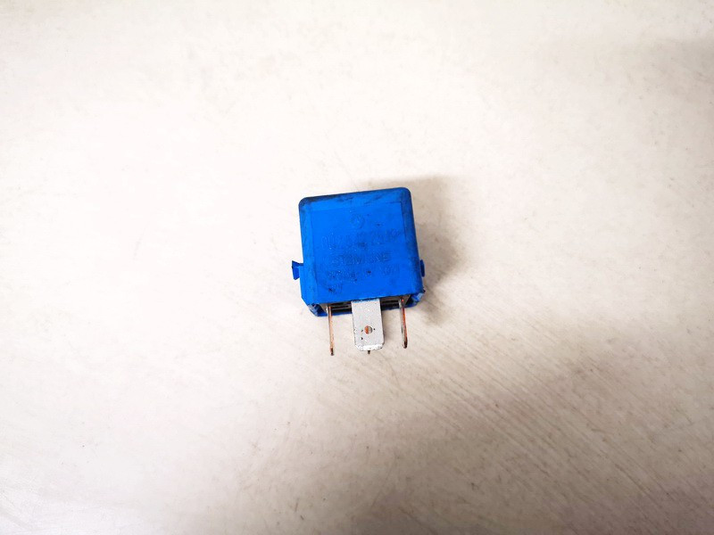 Relay V23134-B52-X321 for Mercedes-Benz A-C DE1316874-17