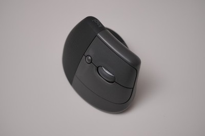 Logitech Lift Vertical Ergonomische Kabellose Maus - Bluetooth / Logi Bolt USB Empfang
