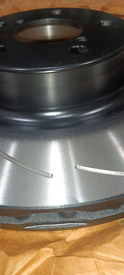 DBA Brakes Kit Pads x1 & Discs x2 Front for Toyota GT86 / GR86 / Subaru BRZ - Image 4 of 4