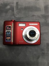 Samsung Digimax S630 6.0MP Digital Camera - Red