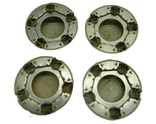Set of 4 Ford F150 or Expedition center cap 97-04 Part # F65A-1A096-AA Silver - Picture 2 of 3