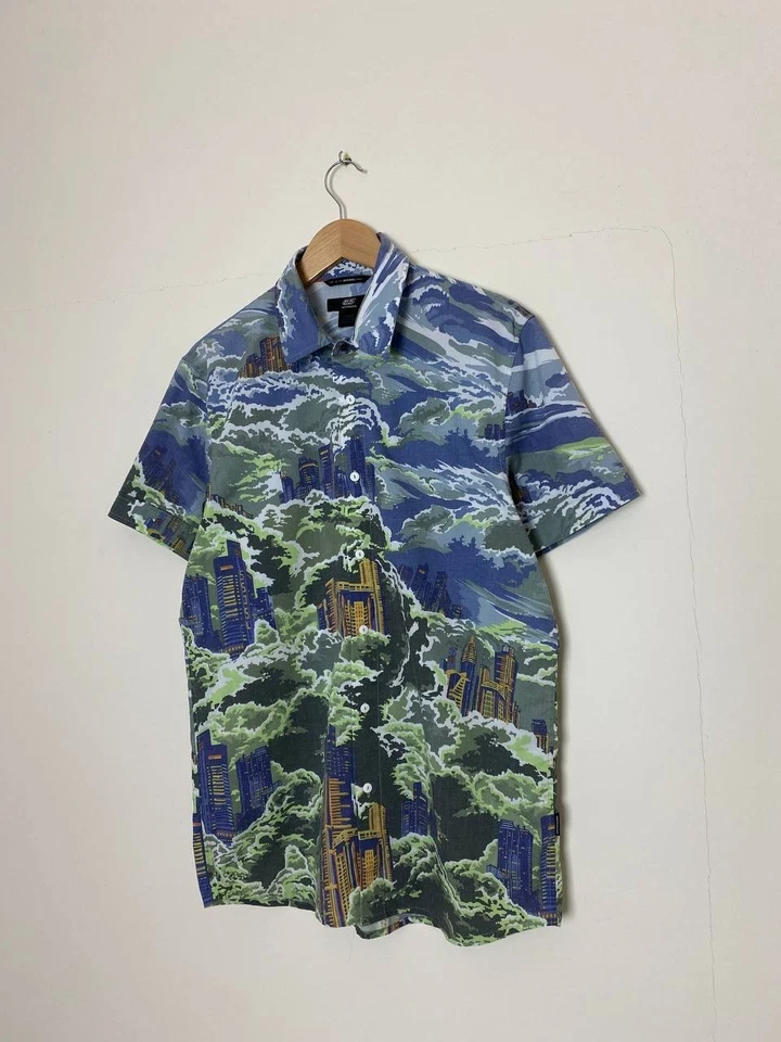 Camisa 55DSL Diesel Family 'Above The Clouds' diseño Francesca Chiani botones Foto 3 de 4