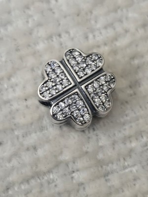 Sterling Silber weißer Kristall 4 Blatt Glücksklee Charm & kostenloses Armband