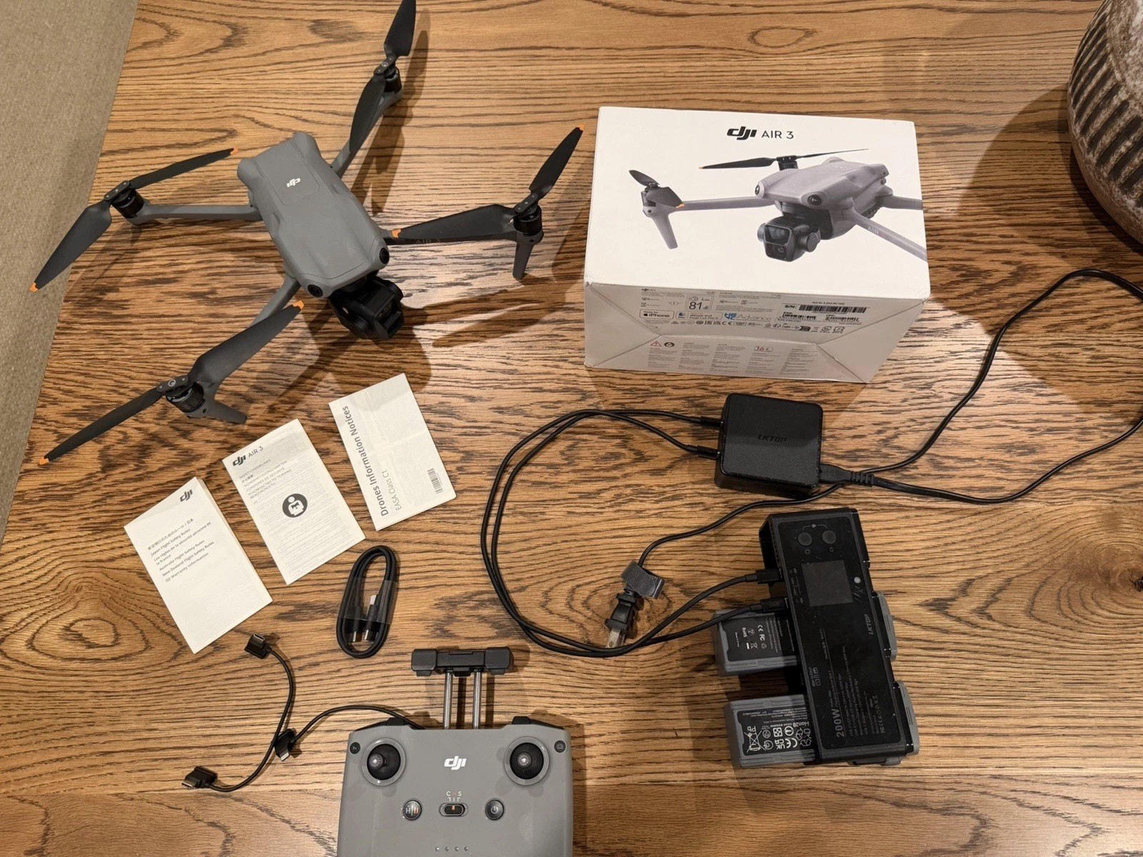 DJIAir3DroneFly