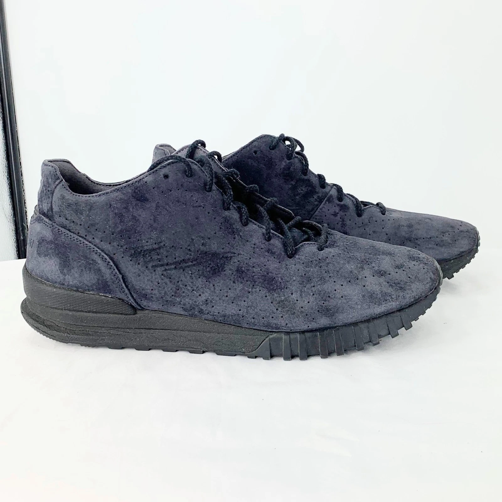 ASICS Sneakers basse uomo Onitsuka Tiger Publish blu scamosciato intersuole nere taglia 11 5