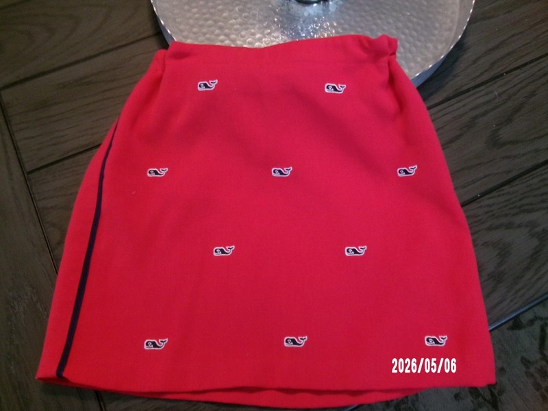 Vineyard Vines Girls Size 10 Skirt Adjustable Waist Red Embroidered WHALES FUN!