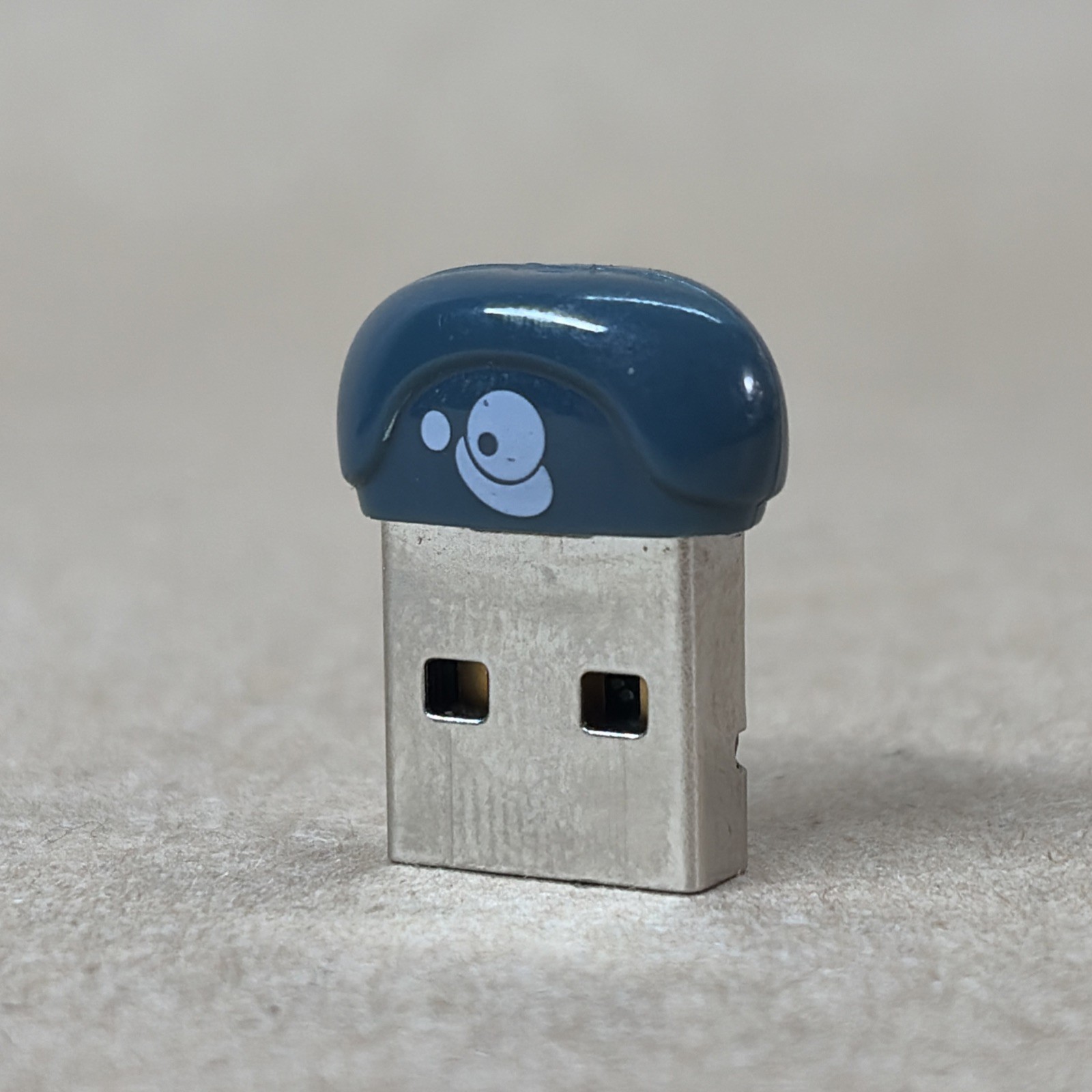 IOGEAR USB Bluetooth 4.0 Transmitter Micro Adapter PC Laptop