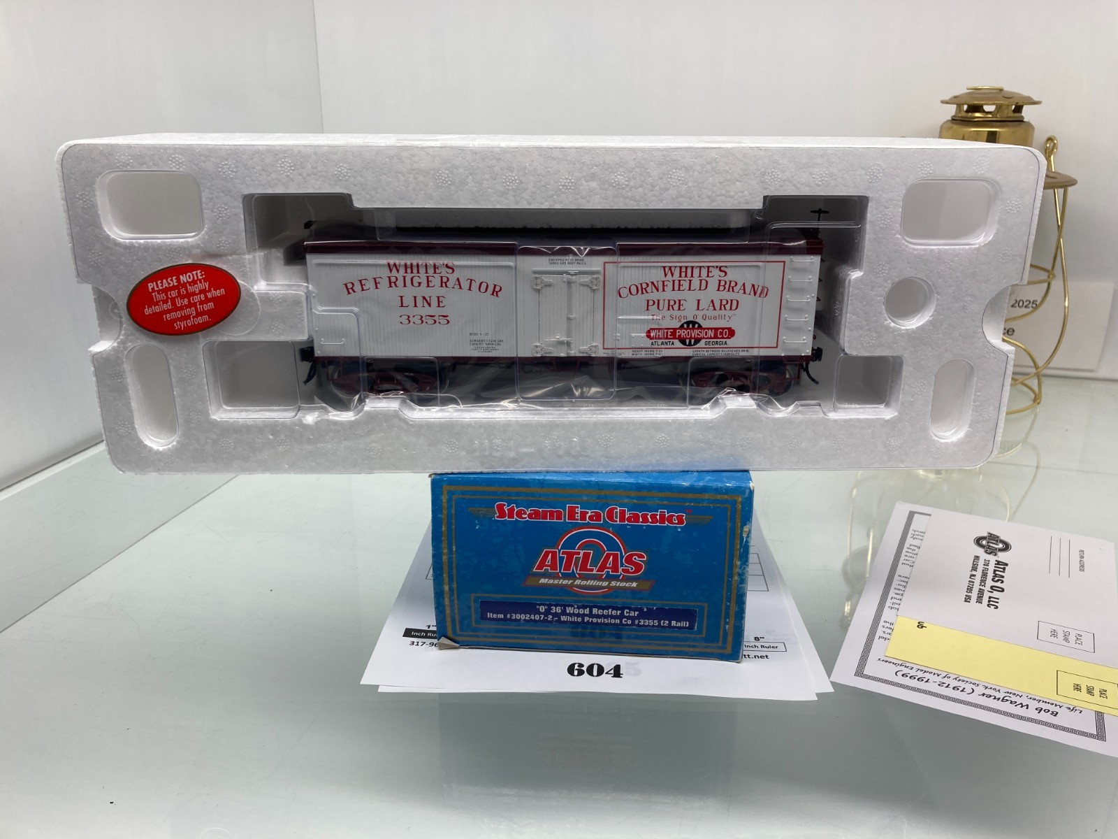604 Atlas 36' Wood Reefer Car White's Provision Co. Cornfield O Scale 2 Rail
