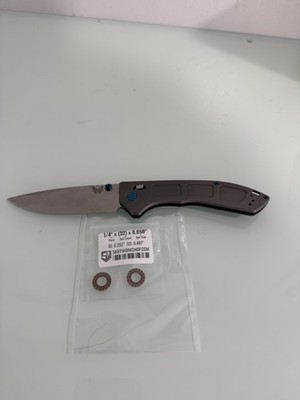 Benchmade 748 Narrows handle M390 Drop Point AXIS Lock Silver Blue