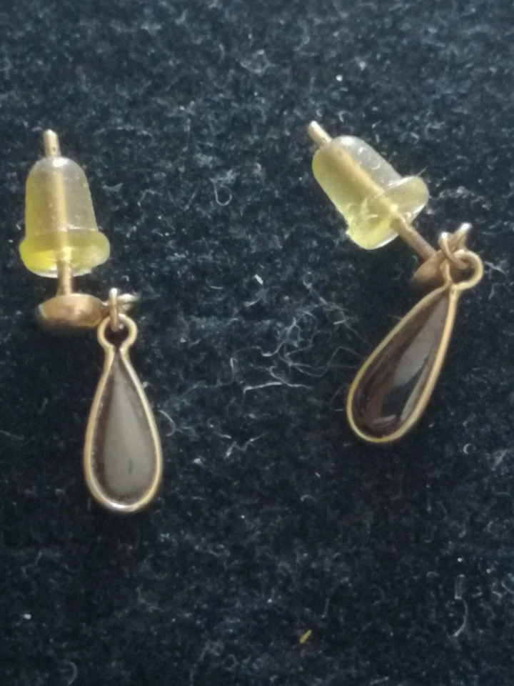 Orecchini donna in oro 9 kt pendenti con pietra in onice di piccole dimensioni - Immagine 2 di 4