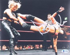 Dakota Kai Hot Sexy Damage Ctrl  Signed WWE 8x10 Photo Beckett A1