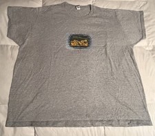 Vintage Made in the USA Levi’s Gray T-Shirt Size 2XL Yellow Flower Graphic