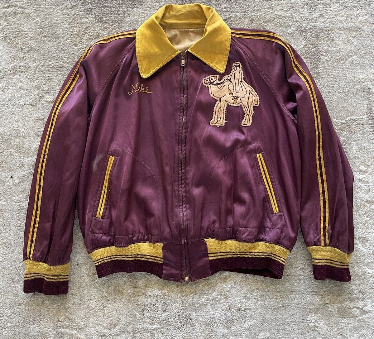 True Vintage 50s/60s Car Club Cali Chain Stitch Satin Jacket True Vintage 50s/60s Car Club Cali Chain Stitch Satin Jacket