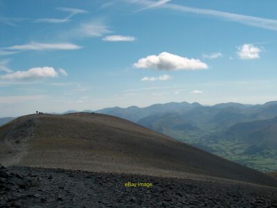 Foto 6x4 Das südliche Ende des Gipfelgrats Der Gipfel des Skiddaw ist s c2007