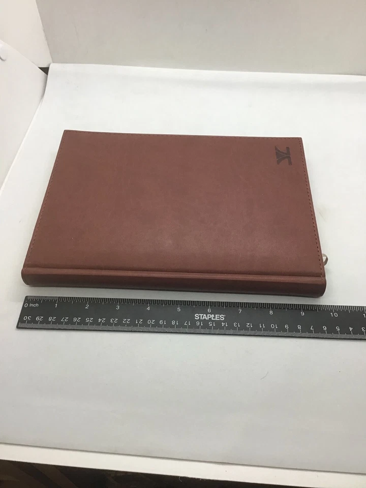 Cuaderno diario Le Vian color vino tinto Foto 4 de 4