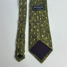 Burberrys Of London Necktie Men's 100 Pure Silk Hand Sewn Green Swirls Vintage