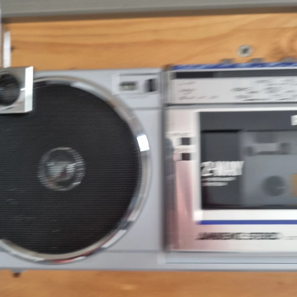 Panasonic RX-F6L Mini Boombox Radio K7 Vintage - Photo 2/4