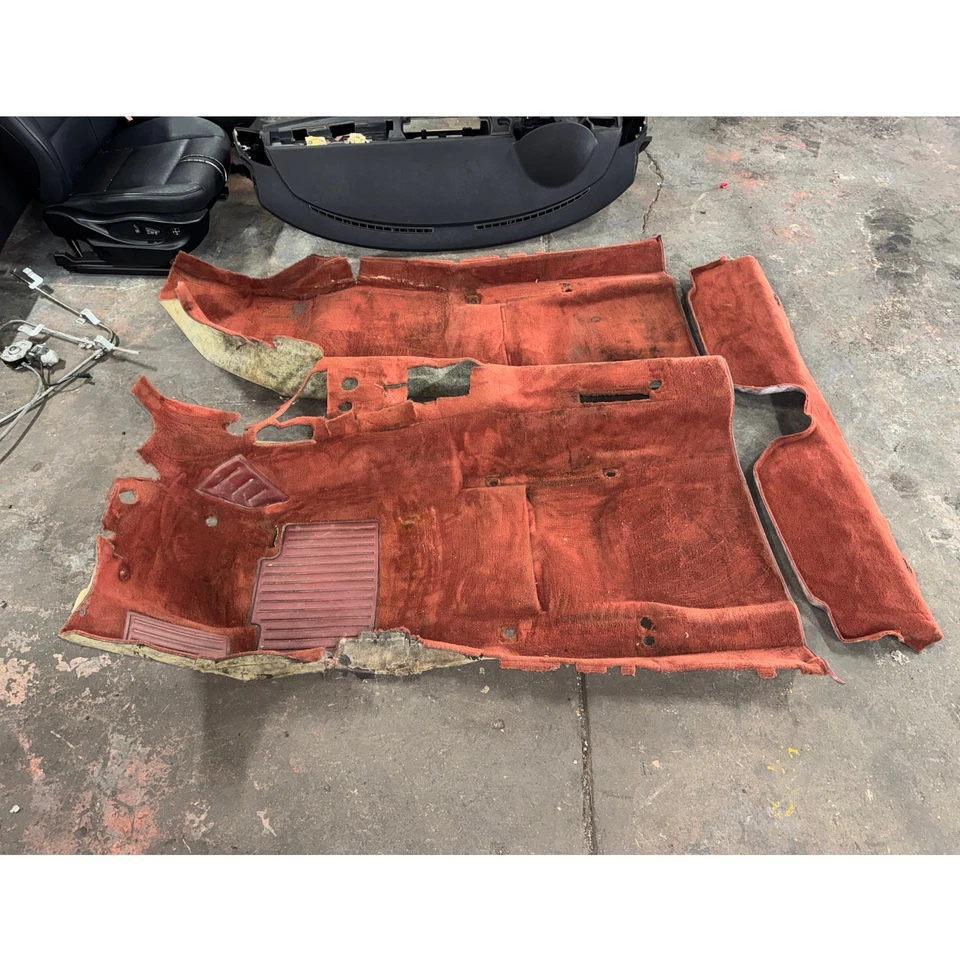 1988-1991 BMW E30 325ix купе заводской напольное покрытие ковер комплект кардинальный красный OEM - Изображение 3 из 4