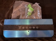Vacuum sealing machine