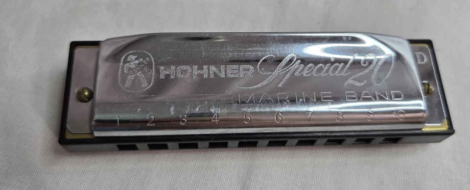 Гармоника Hohner Special 20 тональность D ручной работы Германия 560/20 БЕСПЛАТНАЯ ДОСТАВКА! - Изображение 3 из 4