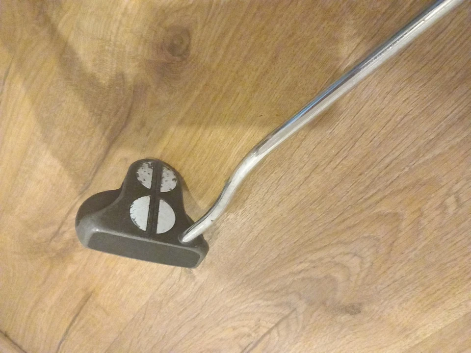 Alien sport 2 ball Golf Putter - Image 4 of 4