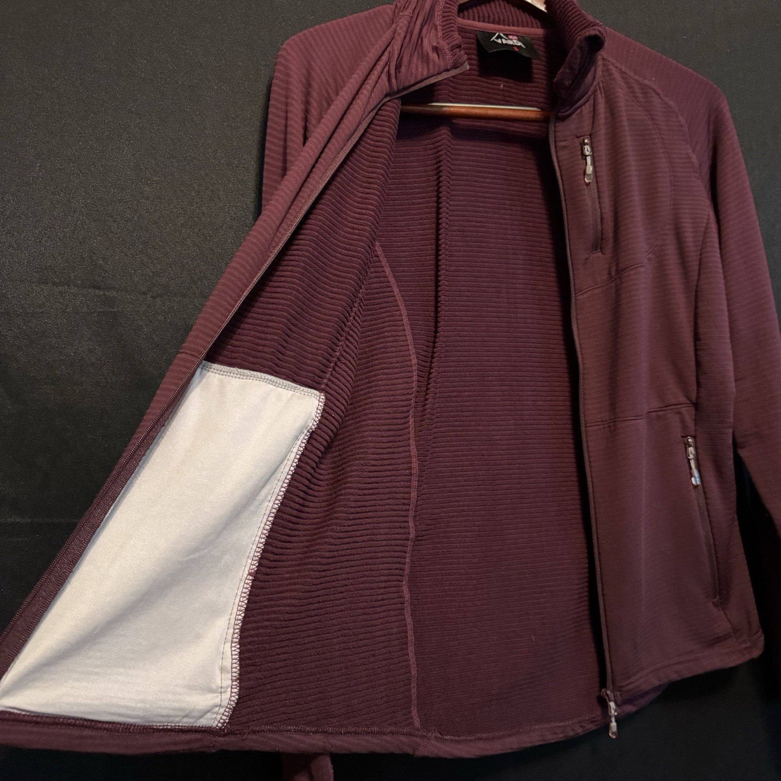 Varde Full Zip Soft Shell Ribbed Jacket Women’s S… - image 10