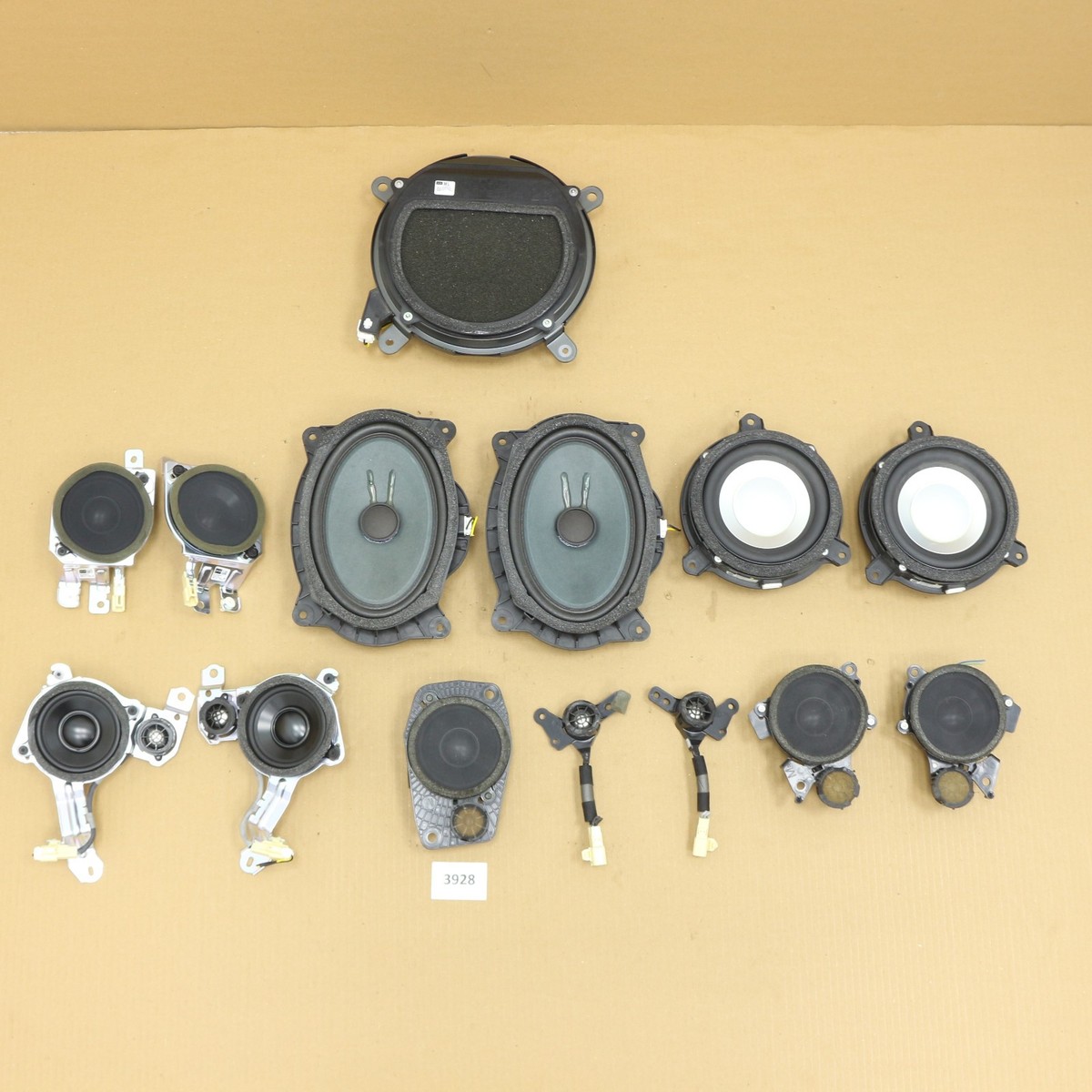 スピーカー・ウーファー Mark Levinson 14-speaker set for LS460 $_57.JPG?set_id=8800005007