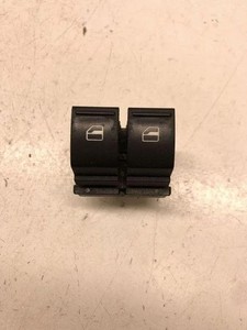 VW PASSAT B7 ALLTRACK 365 Fensterheber Schalter Vorne links 1K3959857A 30584359